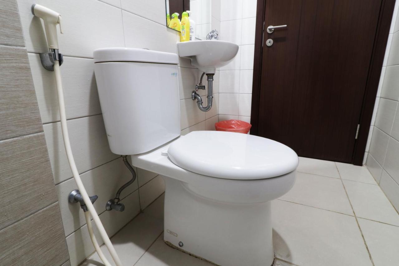 Oliver'S Guest House Tangerang Esterno foto